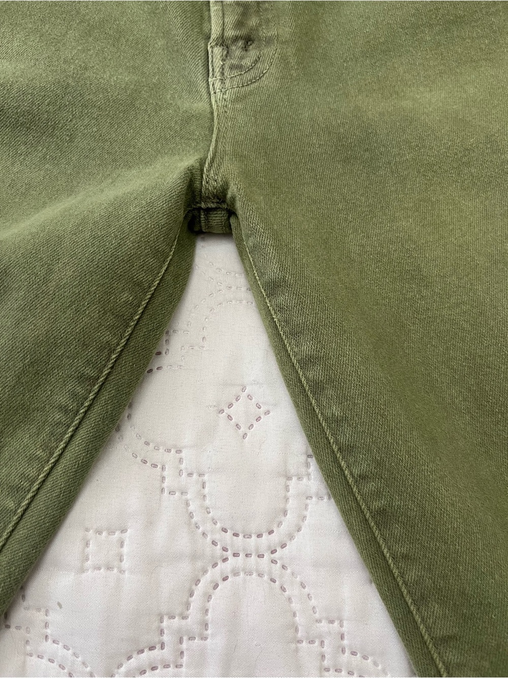 MOTHER The Hustler Ankle Fray Dark Olive Jeans - Picture 6 of 17